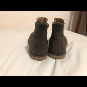 Cat & Jack Shoes - Brown Suede Chelsea Booties Cat & Jack Shoes - Brown Suede Chelsea Booties